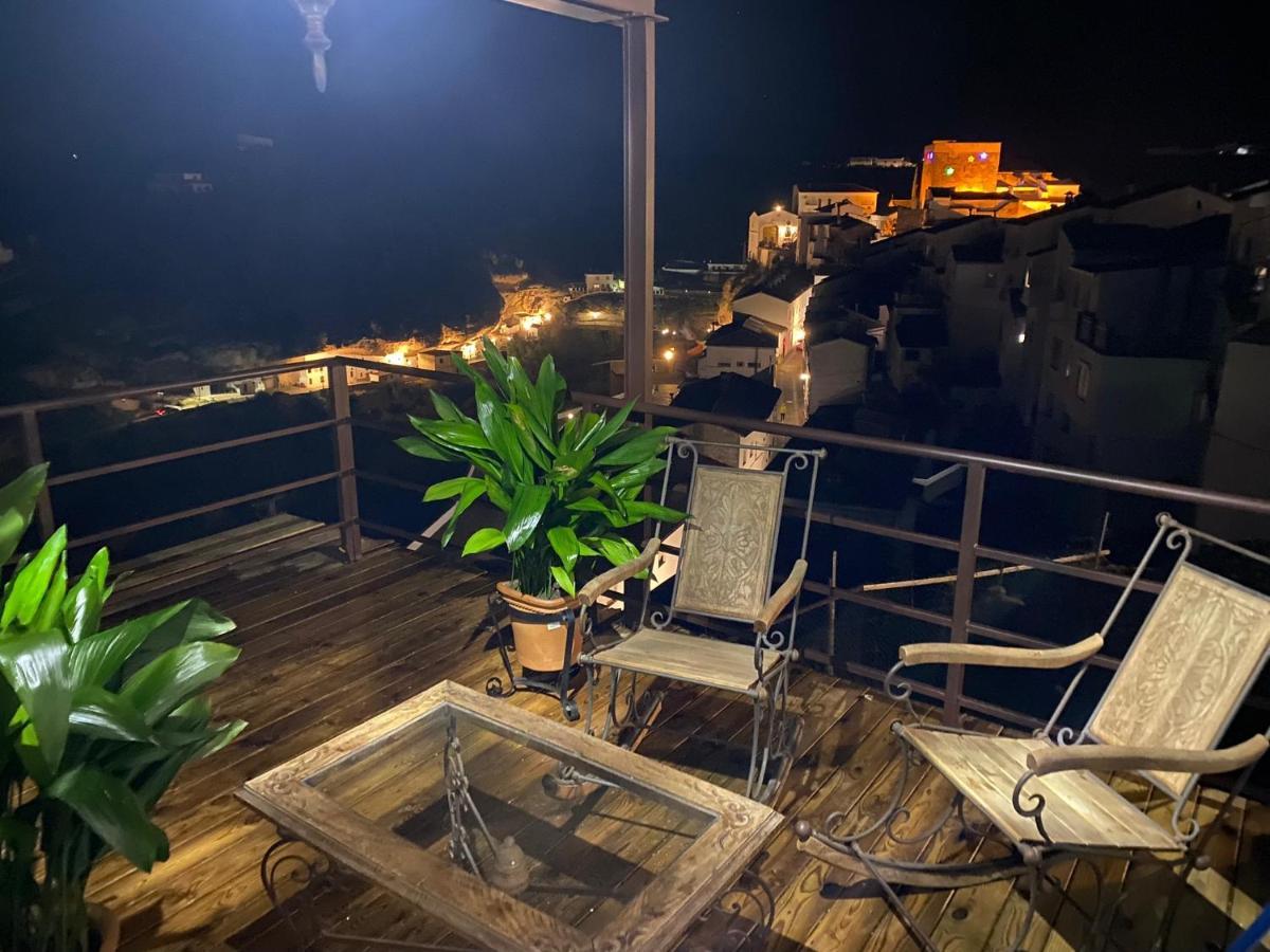 El Escondite De Martina, Aticos Romanticos Setenil De Las Bodegas Exterior foto
