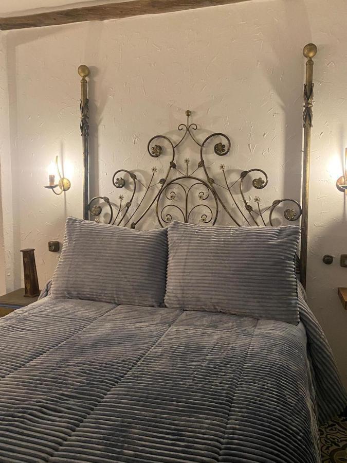 El Escondite De Martina, Aticos Romanticos Setenil De Las Bodegas Exterior foto